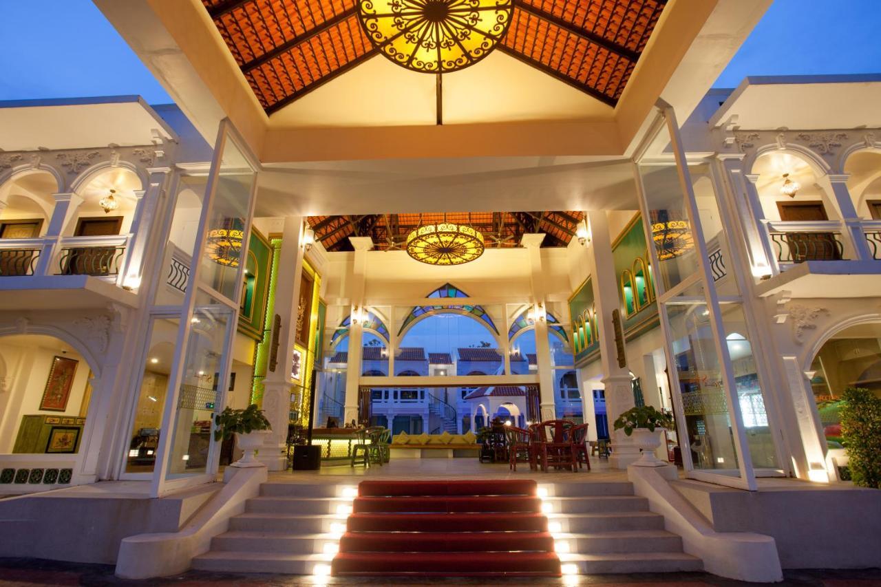โรงแรม สุพิชฌาย์ พูล แอคเซส โฮเต็ล 5*